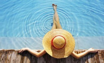 Costul vacanţelor în România va scădea cu peste 10% din vară